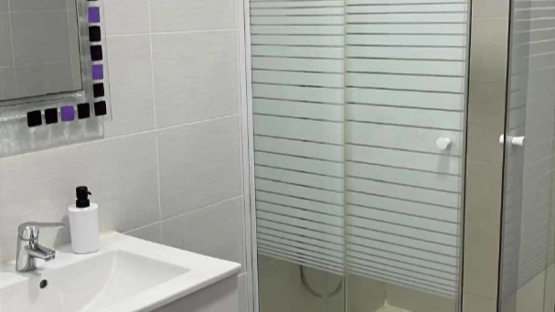 Casa adosada en  Calle Nidos 21 - Foto 8