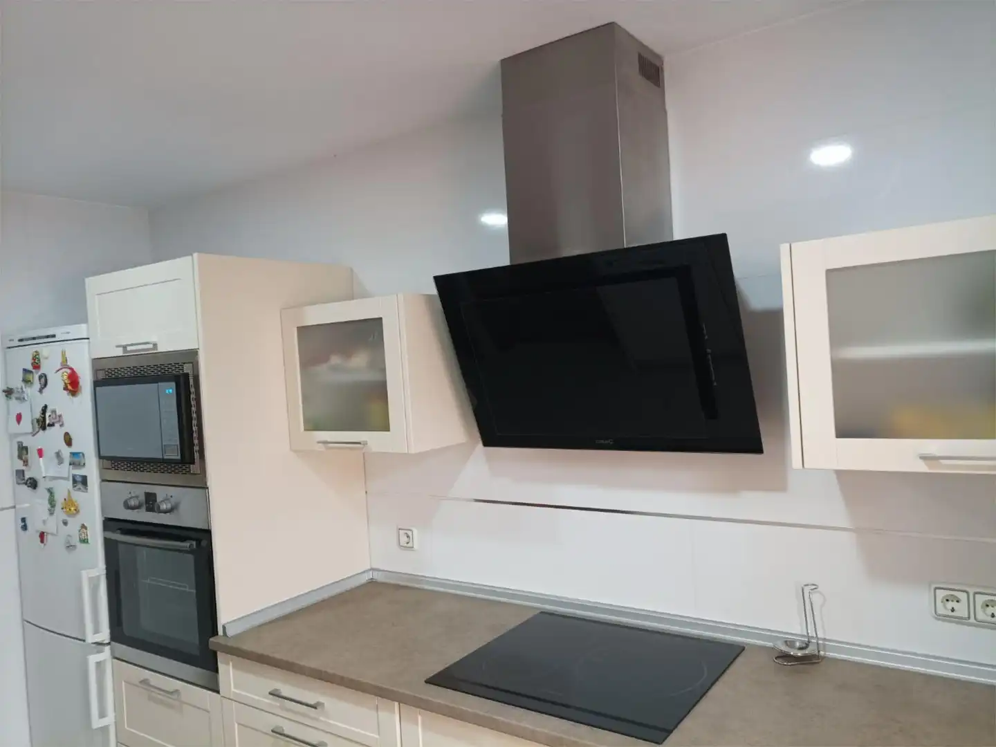 Chalet en  Avenida Reina Sofia 26 - Foto 2