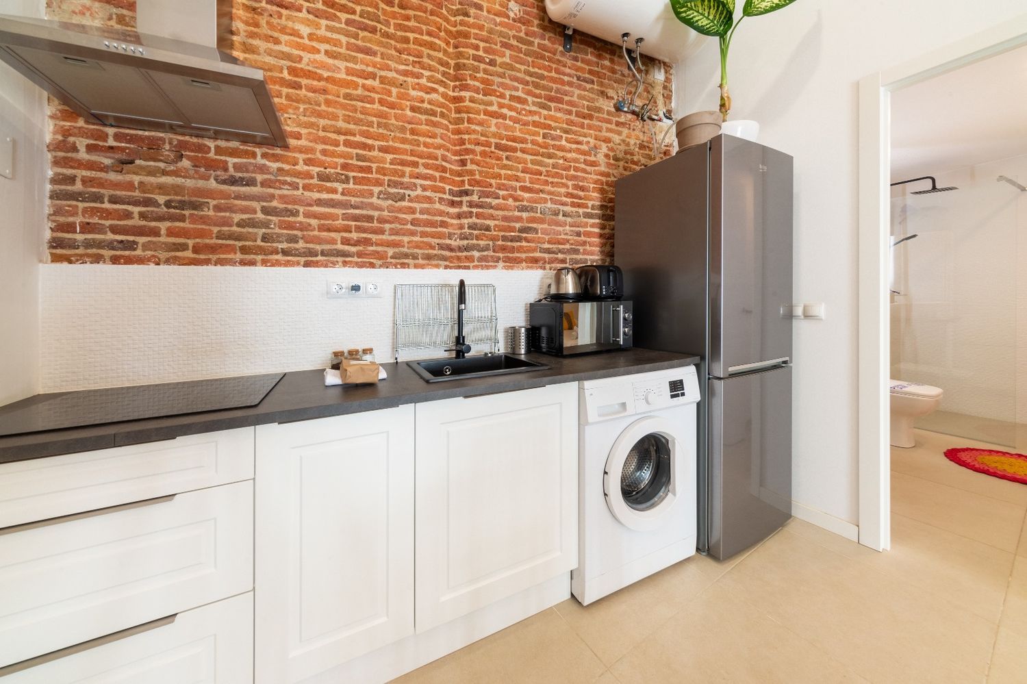 Piso en calle del Mesón de Paredes, 83 - Foto 6