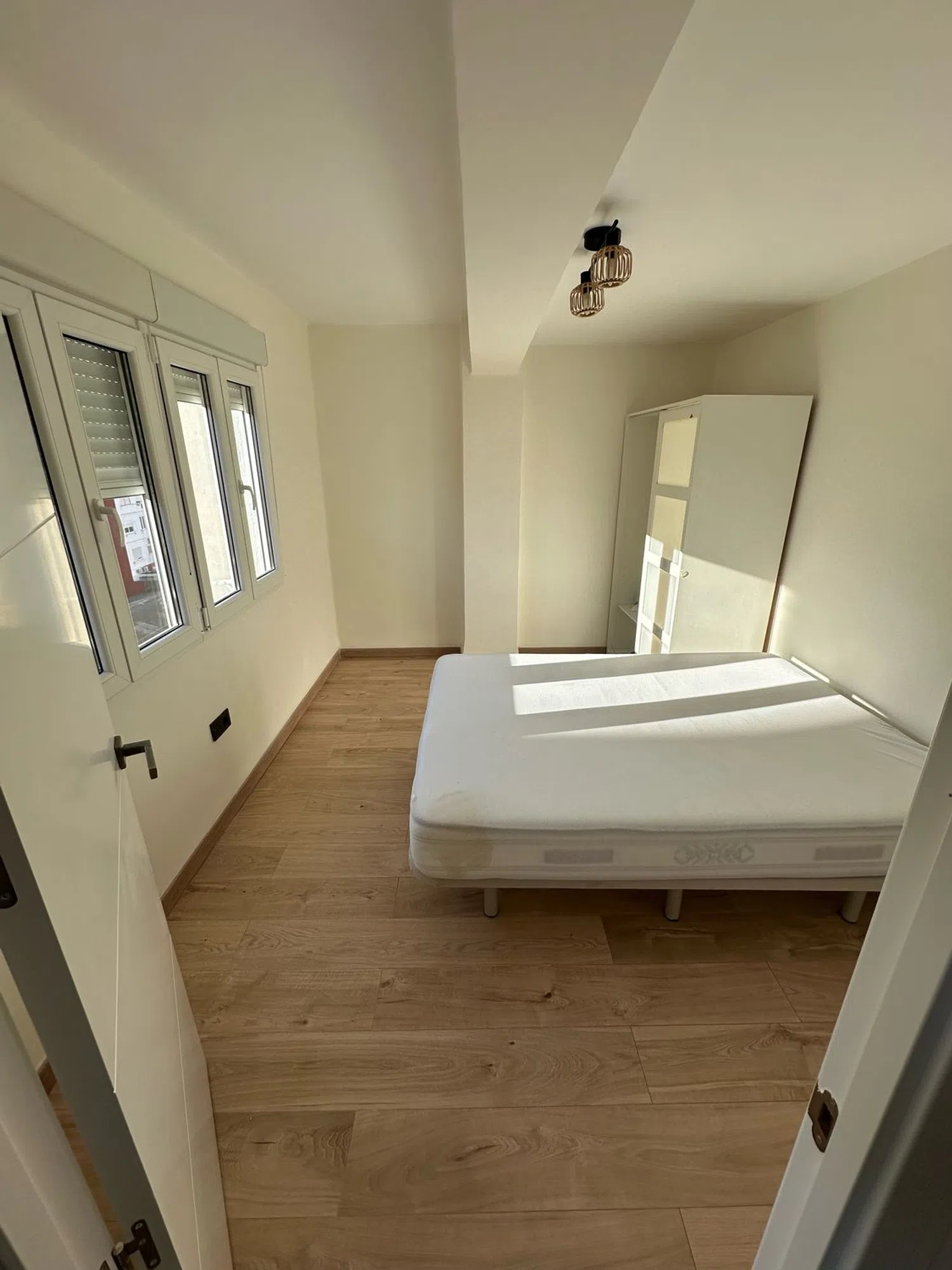 Piso en avenida de Peris i Valero, 134 - Foto 1