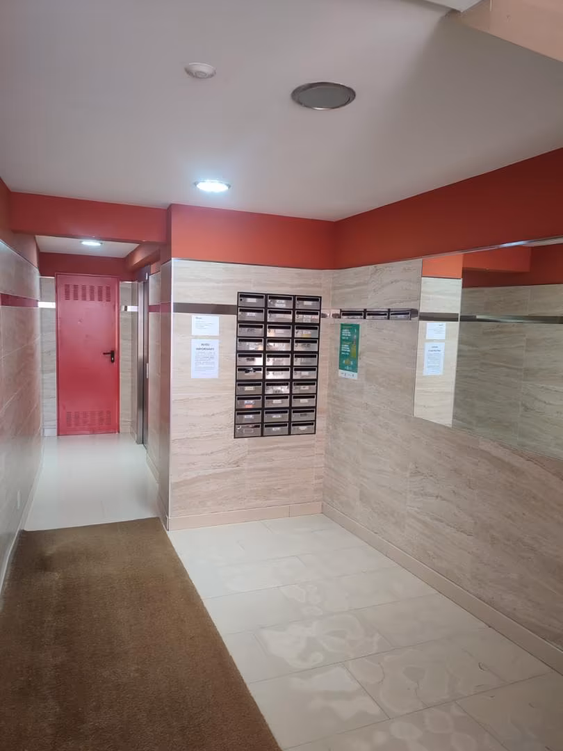 Piso en  Rúa de San Pedro de Mezonzo 26 - Foto 16