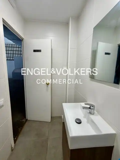 Local comercial en L'Hospitalet de Llobregat - Foto 9