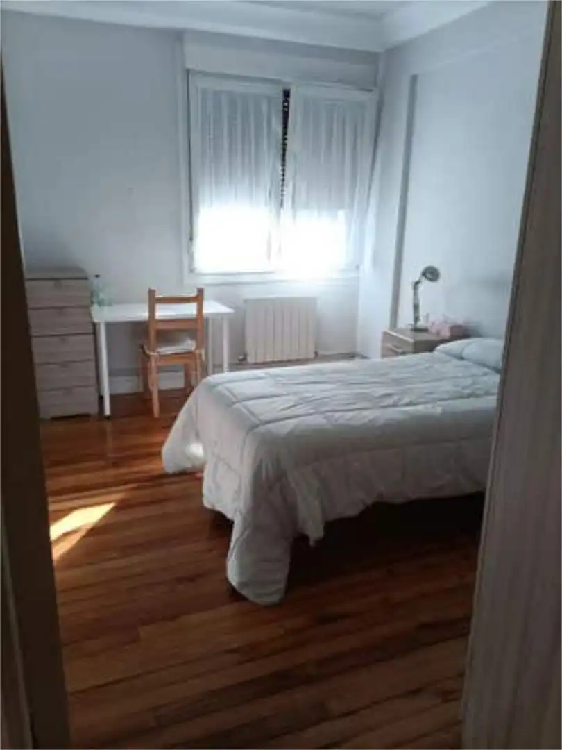 Piso en Abando - Foto 2