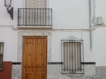 Casa adosada en  Calle Aguilar 55 - Foto 1