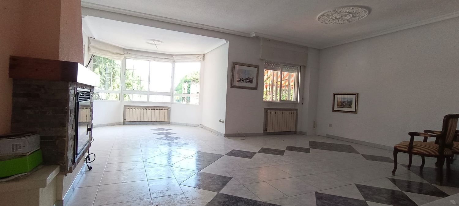 Chalet pareado en Calle de los Enebros, 13 - Foto 4