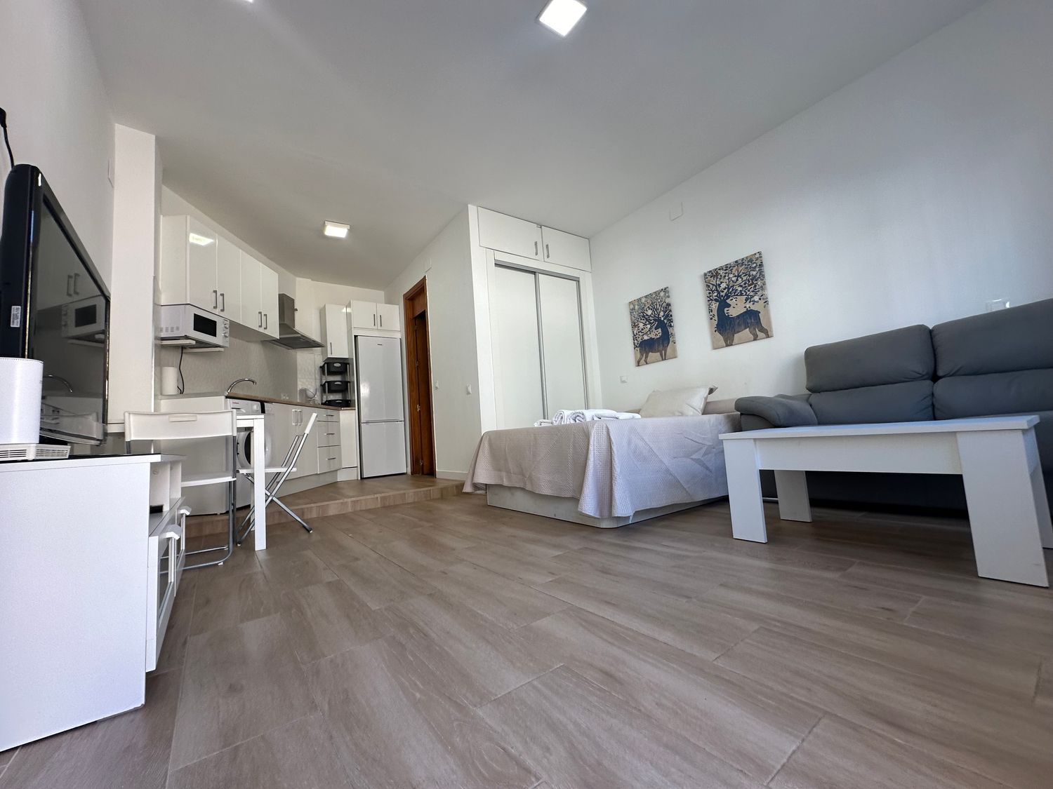 Estudio en Calle Fernández Alarcón, Camino de Antequera - Foto 2