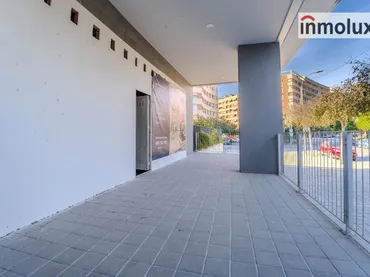 Local comercial en  Calle Médico Pedro Orts - Foto 1