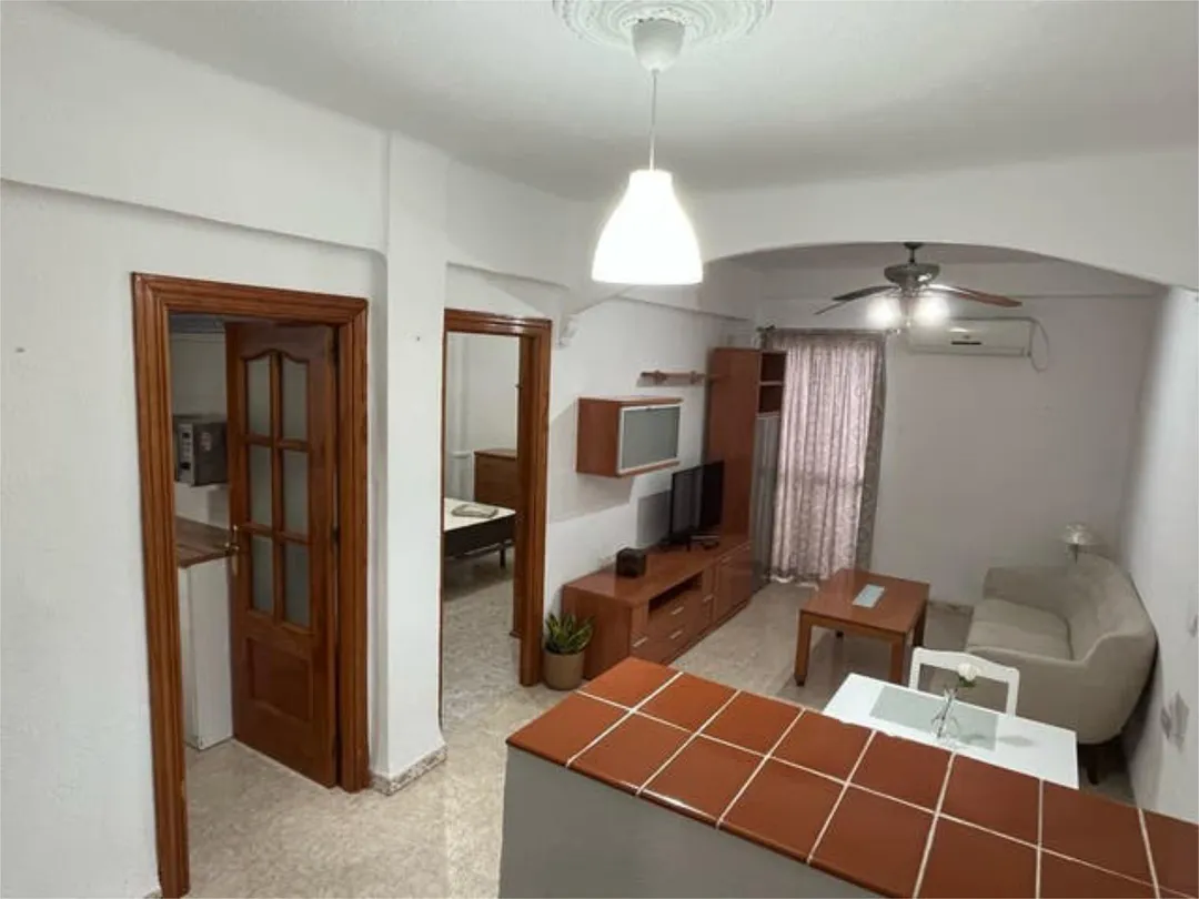 Piso en Bailen-Miraflores - Foto 1