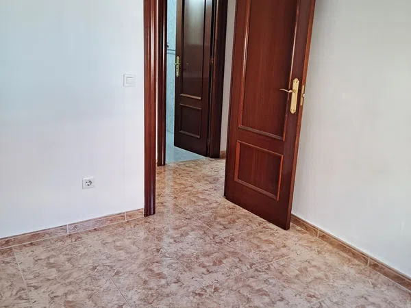 Piso en calle Mirabrá, 8 - Foto 5