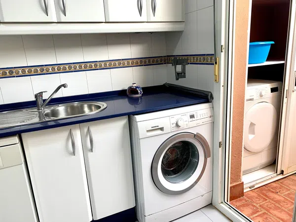 Chalet adosado en calle Emperador Nerva, 81 - Foto 5