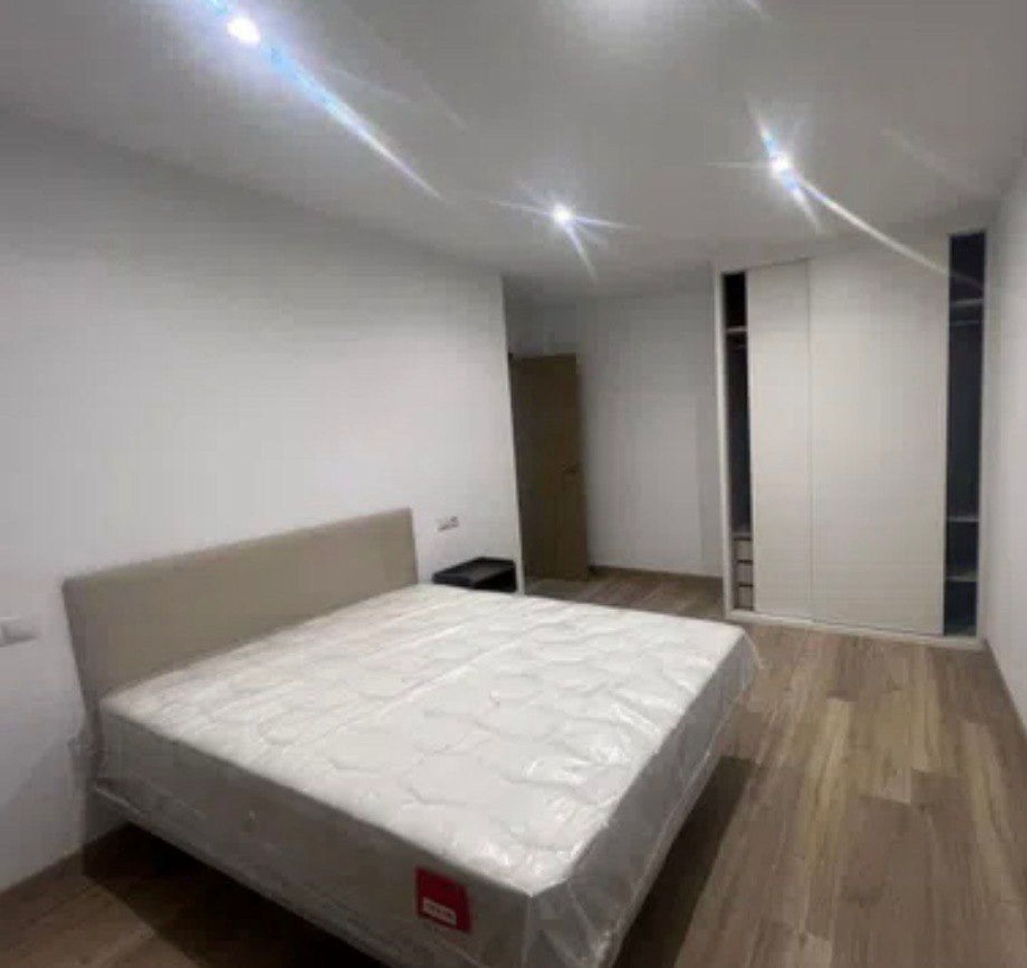 Piso en calle de Almería, 50 - Foto 2