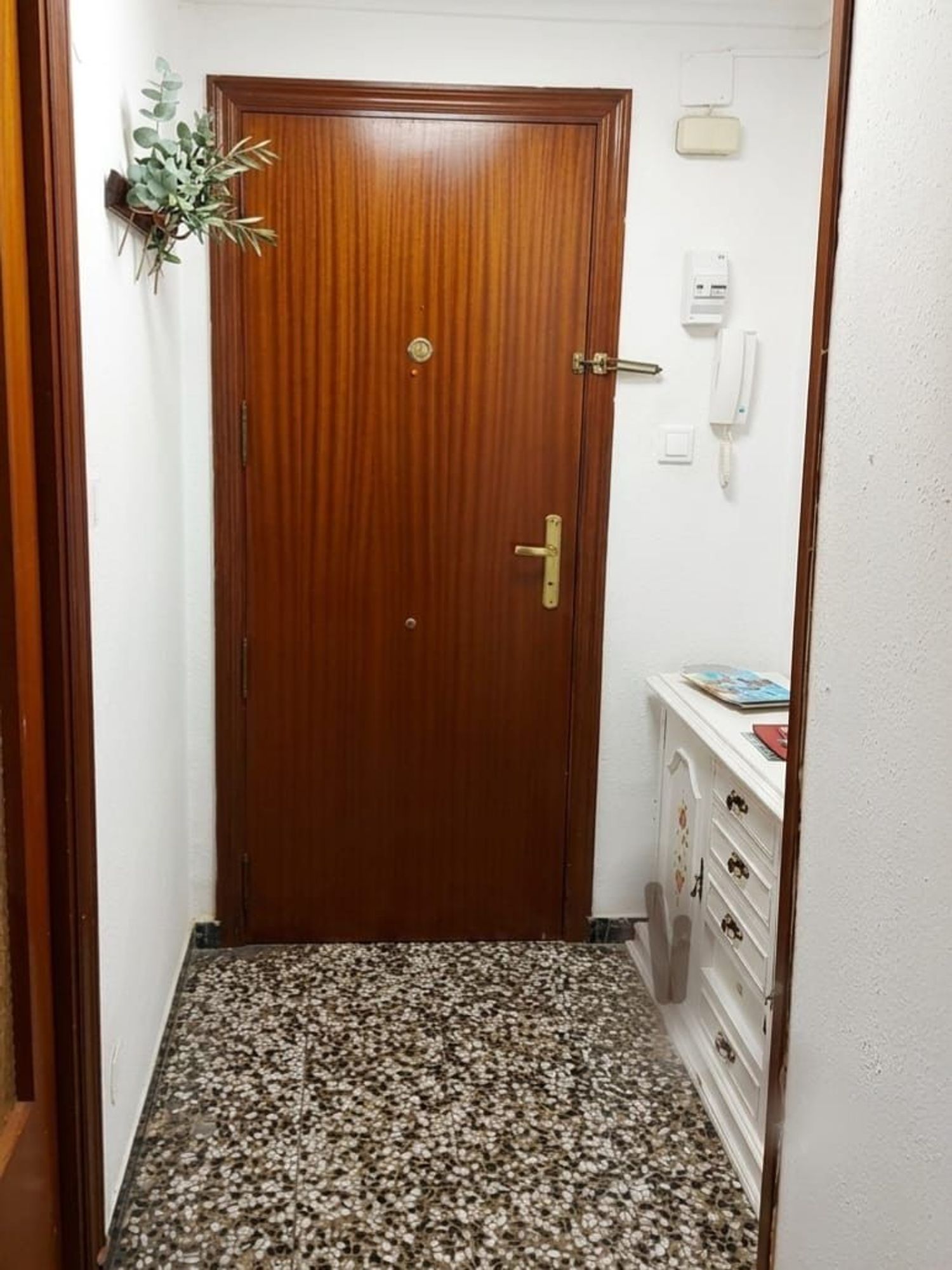 Piso en Calle dels Germans Vilafañe, 3, Zona Plaza Donoso Cortés - Avda Magdalena - Foto 12