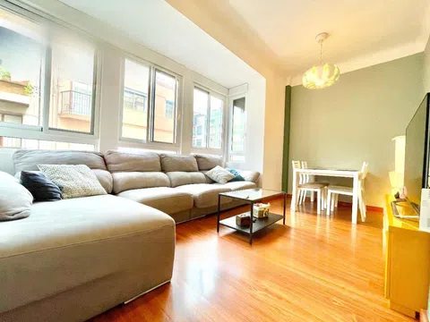 Piso en calle Josep Maria Py, 8