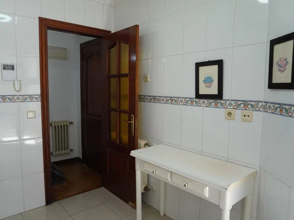 Piso en Calle Avellanos, 5, Salesas-Foncalada-Campoamor - Foto 16