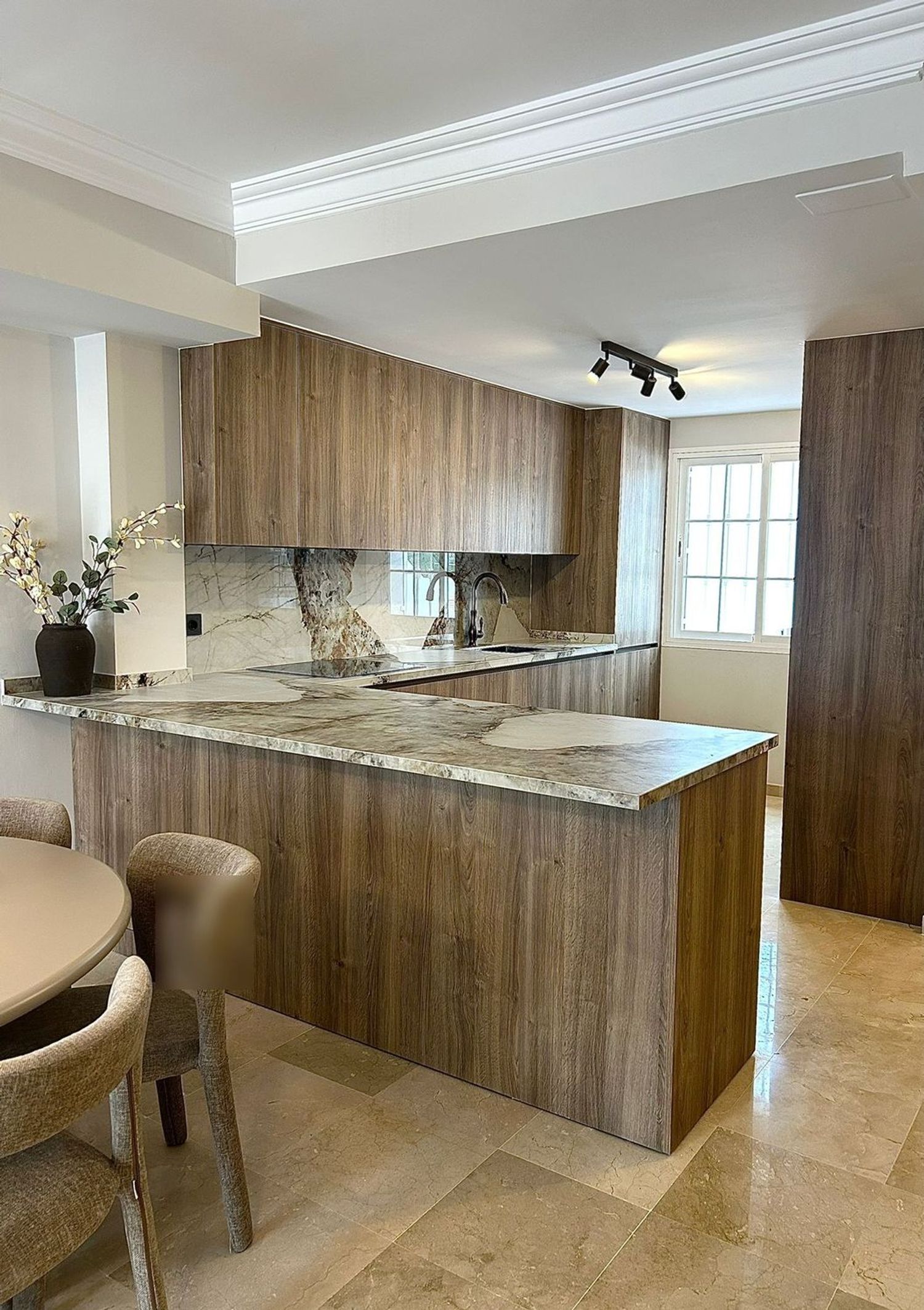 Chalet adosado en calle las Aguilas, 15 - Foto 1