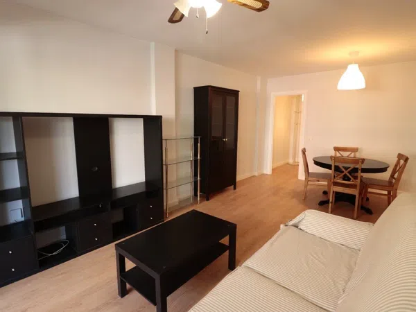 Piso en avenida de Iker Casillas, 44 - Foto 1