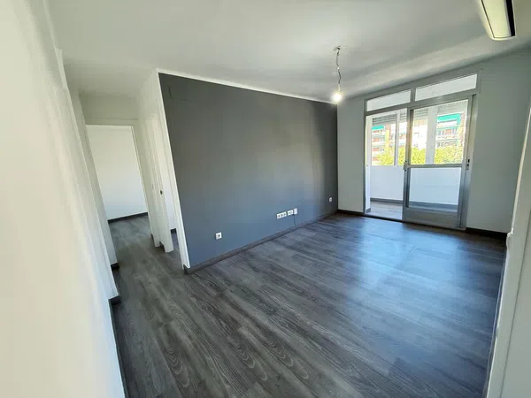 Piso en avenida del Marqués de Corbera, 8 - Foto 2