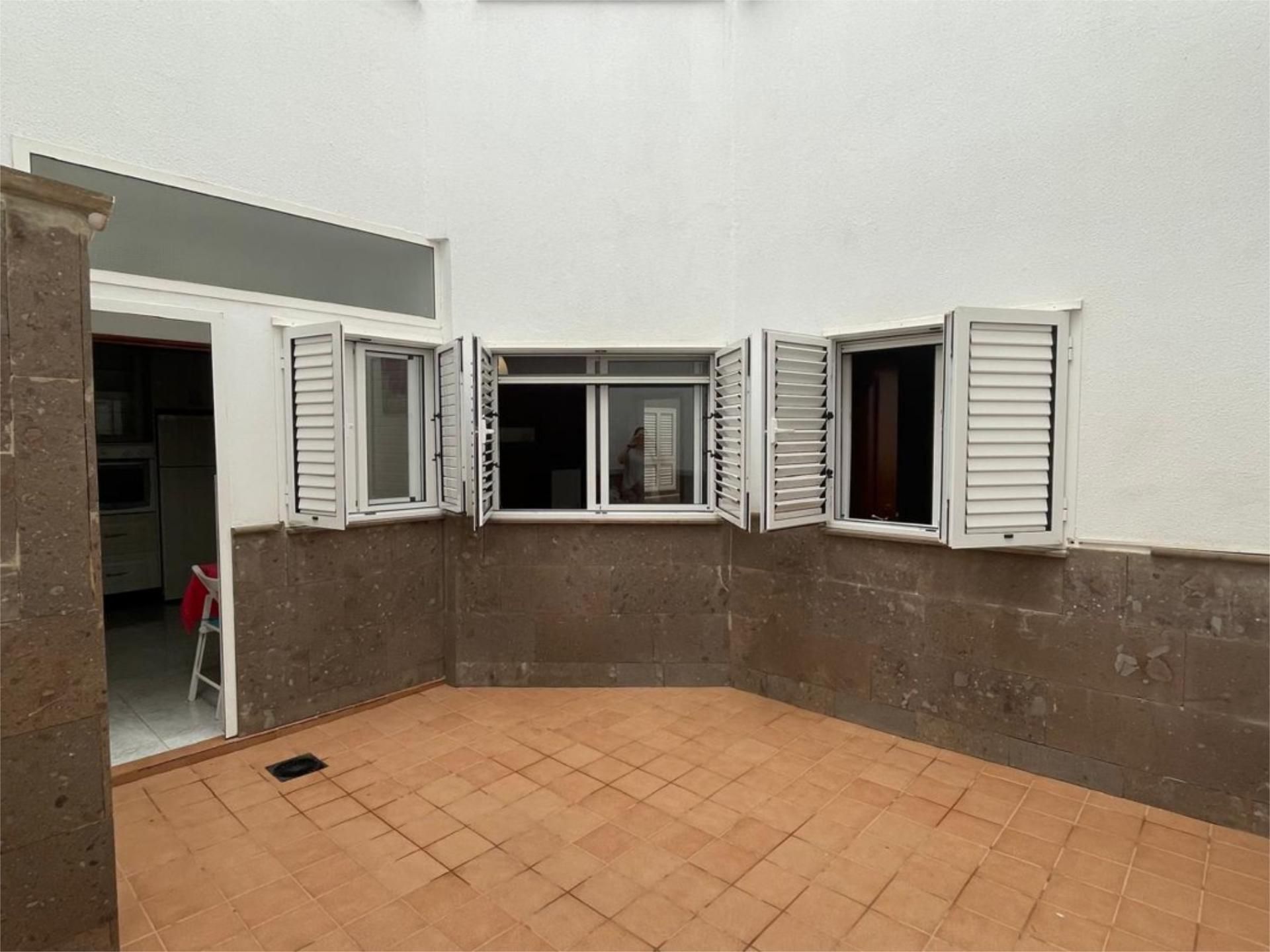 Piso en  Calle Secretario Padilla 181 - Foto 10