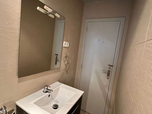 Piso en calle de Josep Sangenís, 50 - Foto 17