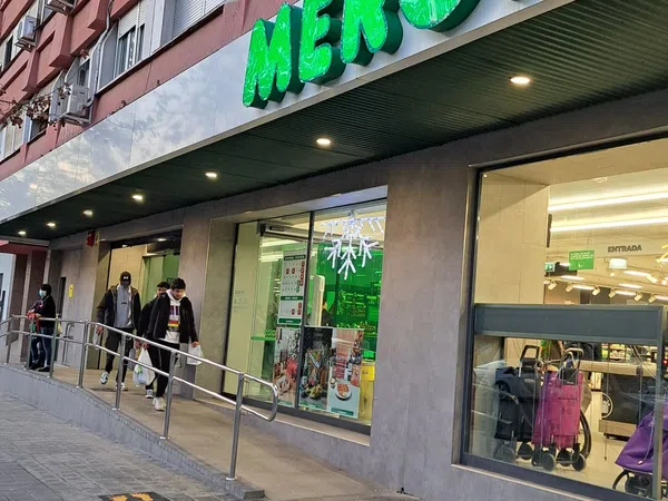 Piso en Av Blasco Ibáñez, Ciutat Jardí - Foto 26