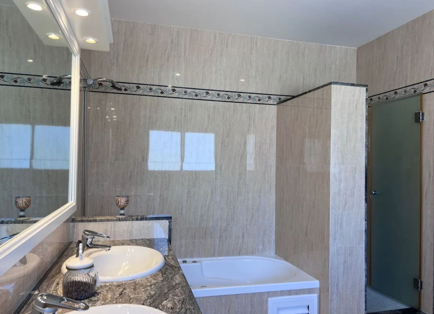 Chalet adosado en Barrio Campo de las Naciones-Corralejos - Foto 9