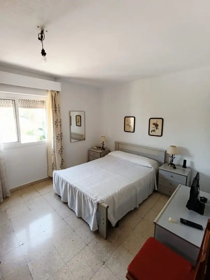 Piso en  Avenida Juan Sebastián Elcano 141 - Foto 5