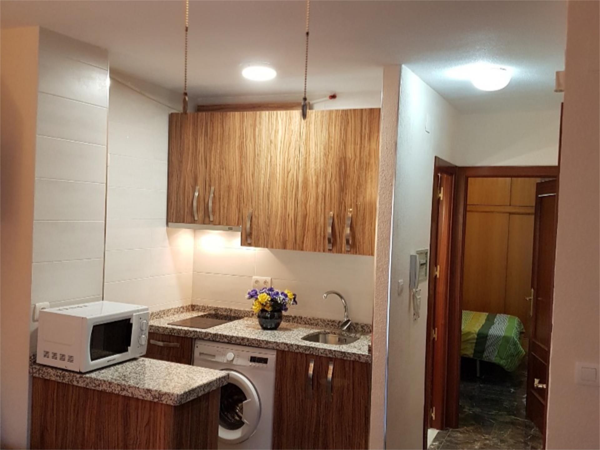 Piso en  Calle Abén Humeya 21 - Foto 4