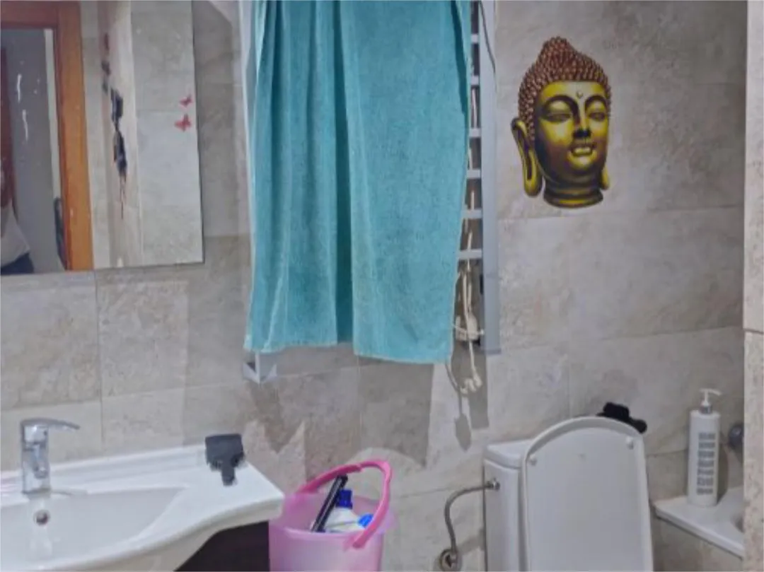 Piso en  Carrer d'Olot 17 - Foto 9