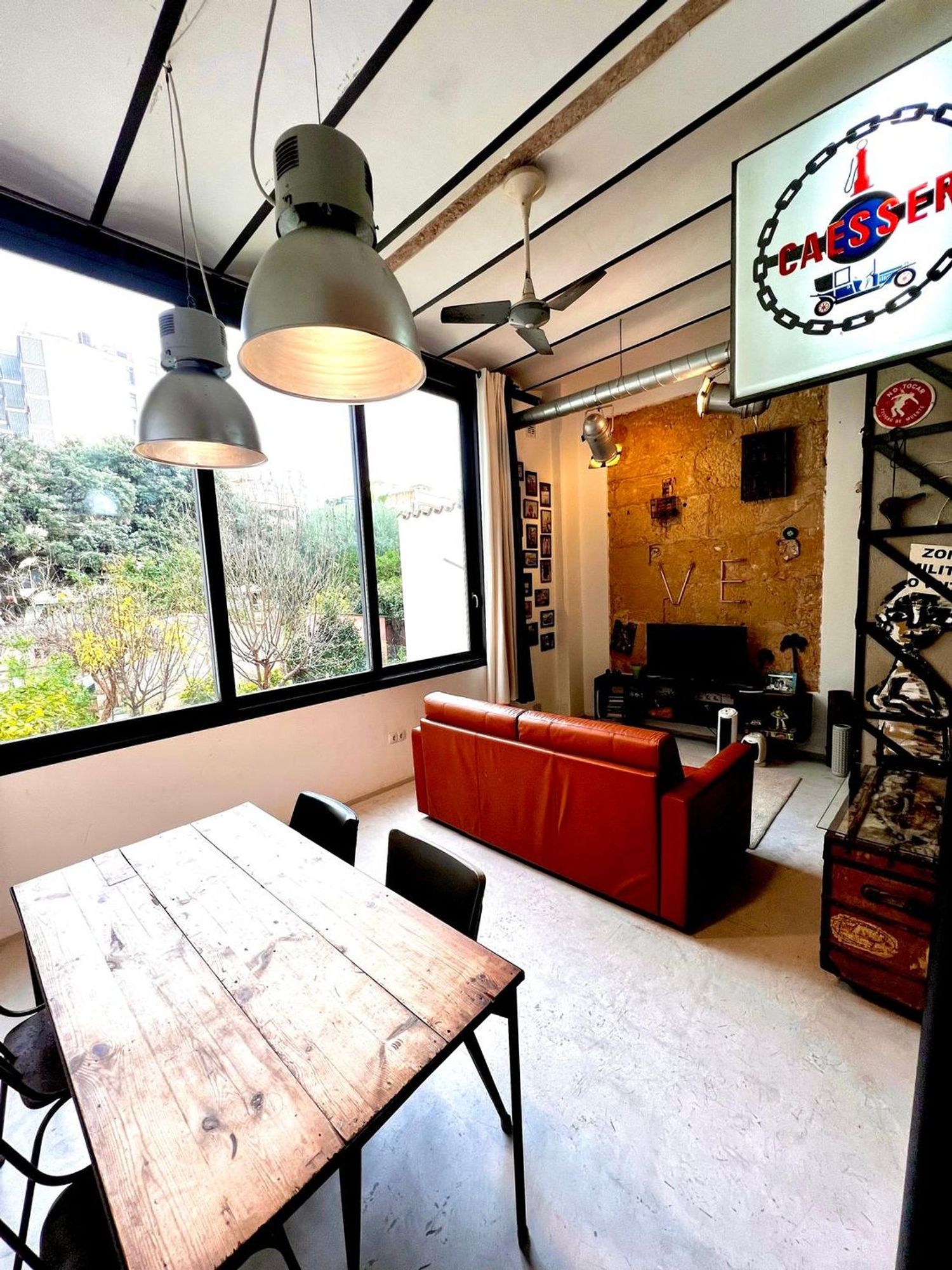 Estudio en calle de Robert Graves, 24