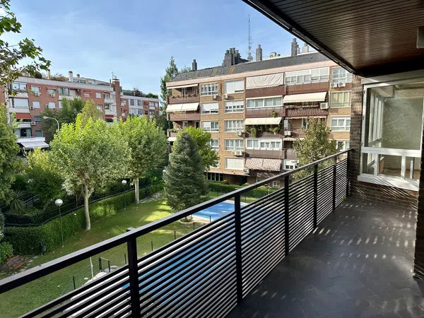 Piso en calle de Artesa de Segre, 14