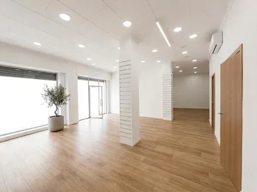 Local comercial en  Carrer del Pare Llansol 3 - Foto 3
