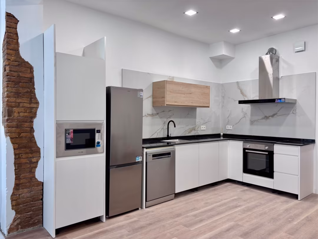 Planta baja en  Carrer del Comte de Torrefiel 50 - Foto 1