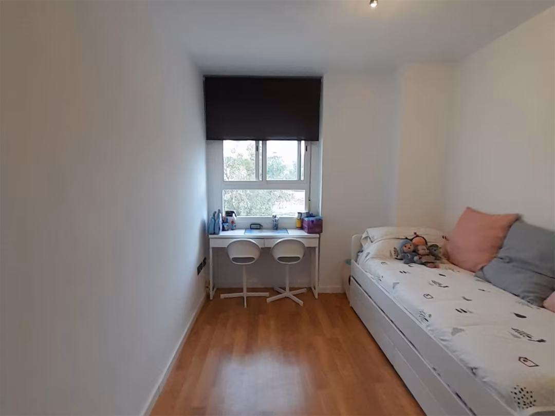 Piso en  Avenida Rocio Jurado 7 - Foto 17