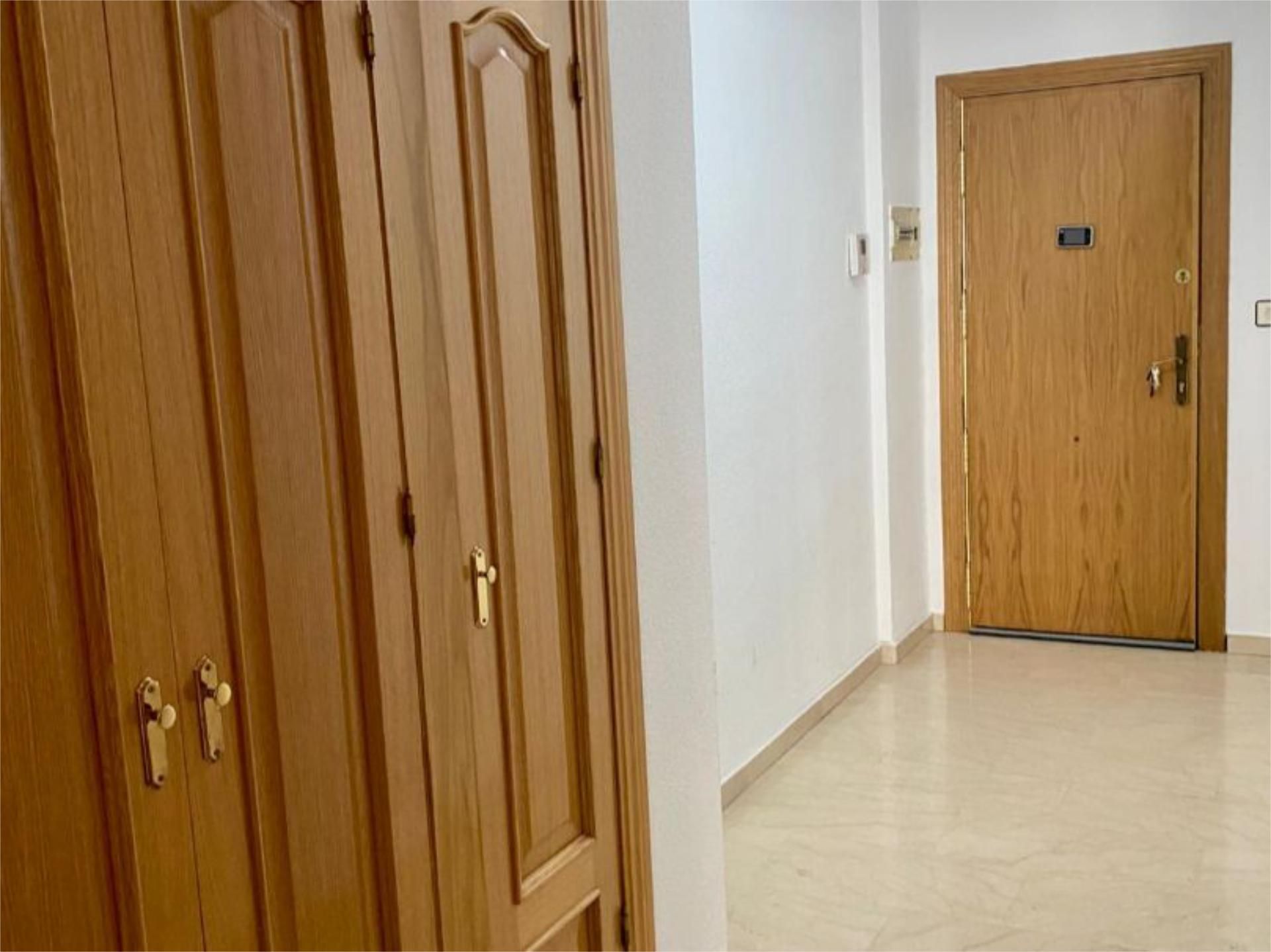 Piso en  Calle Nazaríes 4 - Foto 2