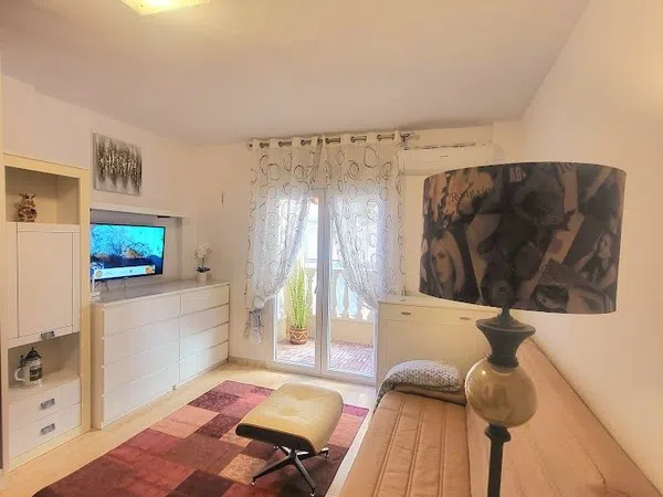 Estudio en Calle Rubén Darío, 8 - Foto 4