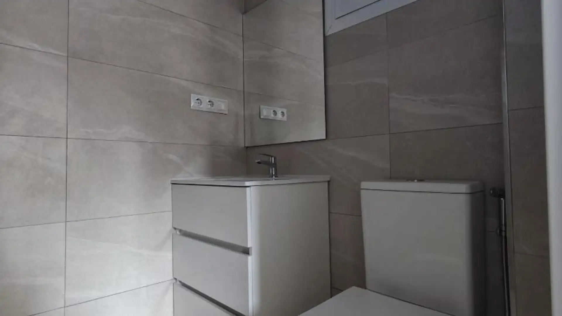 Piso en  Calle Conde de Guadalhorce 10 - Foto 21