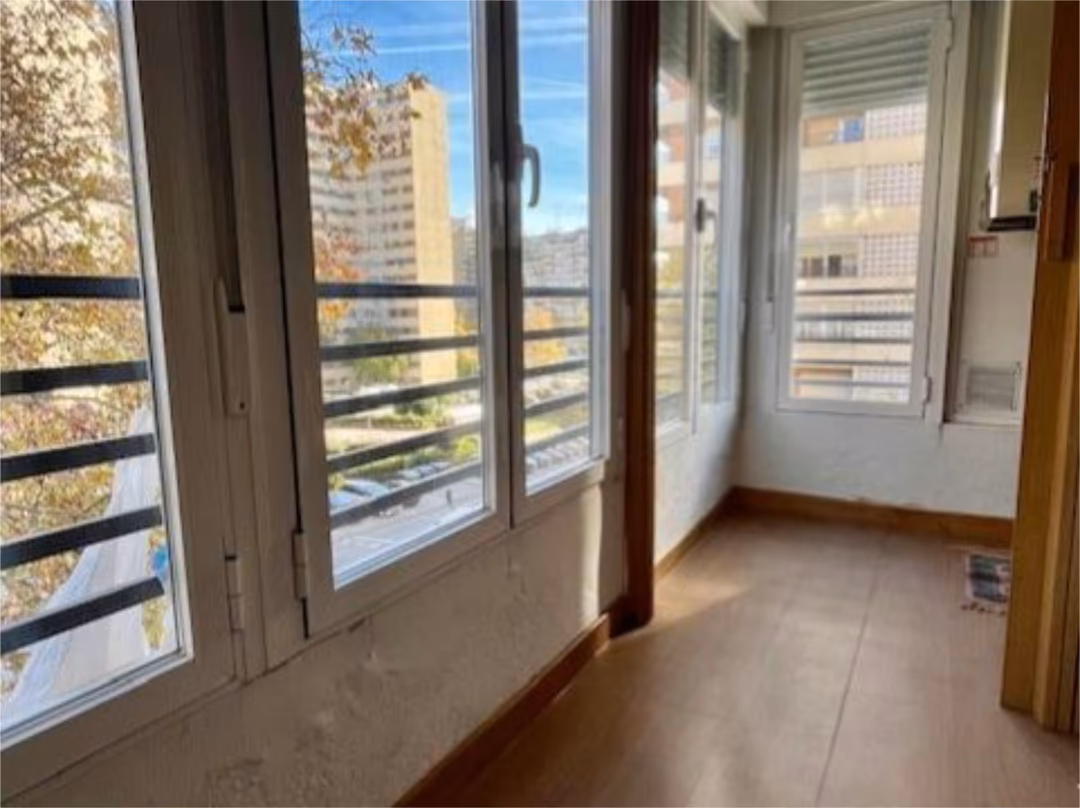 Piso en  Calle de la Isla de Arosa 35 - Foto 14