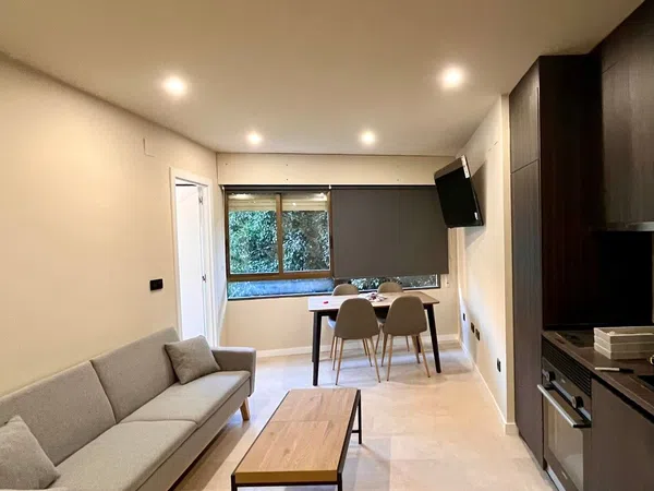 Estudio en calle San Vicente, 8 - Foto 15