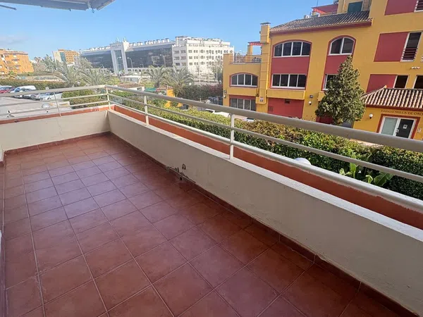 Piso en avenida Príncipe Alfonso de Hohenlohe, 97 - Foto 2