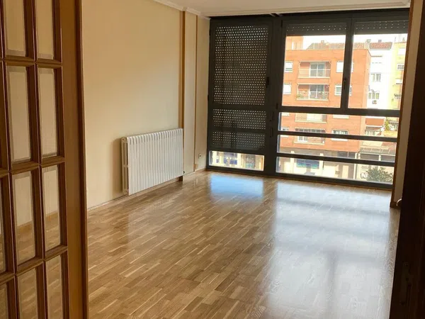 Piso en plaza Mariano Arregui Canela, 9 - Foto 1