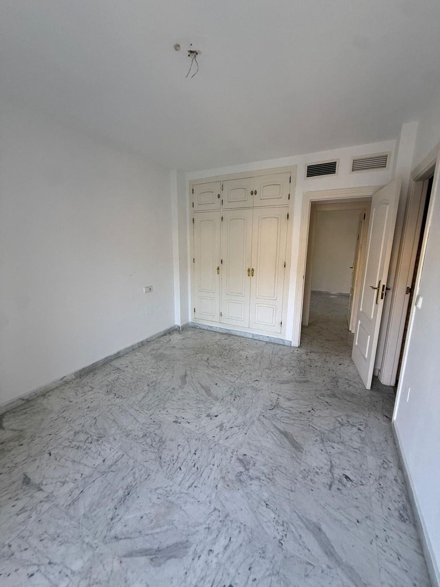 Piso en Paseo de Miramar - Foto 22