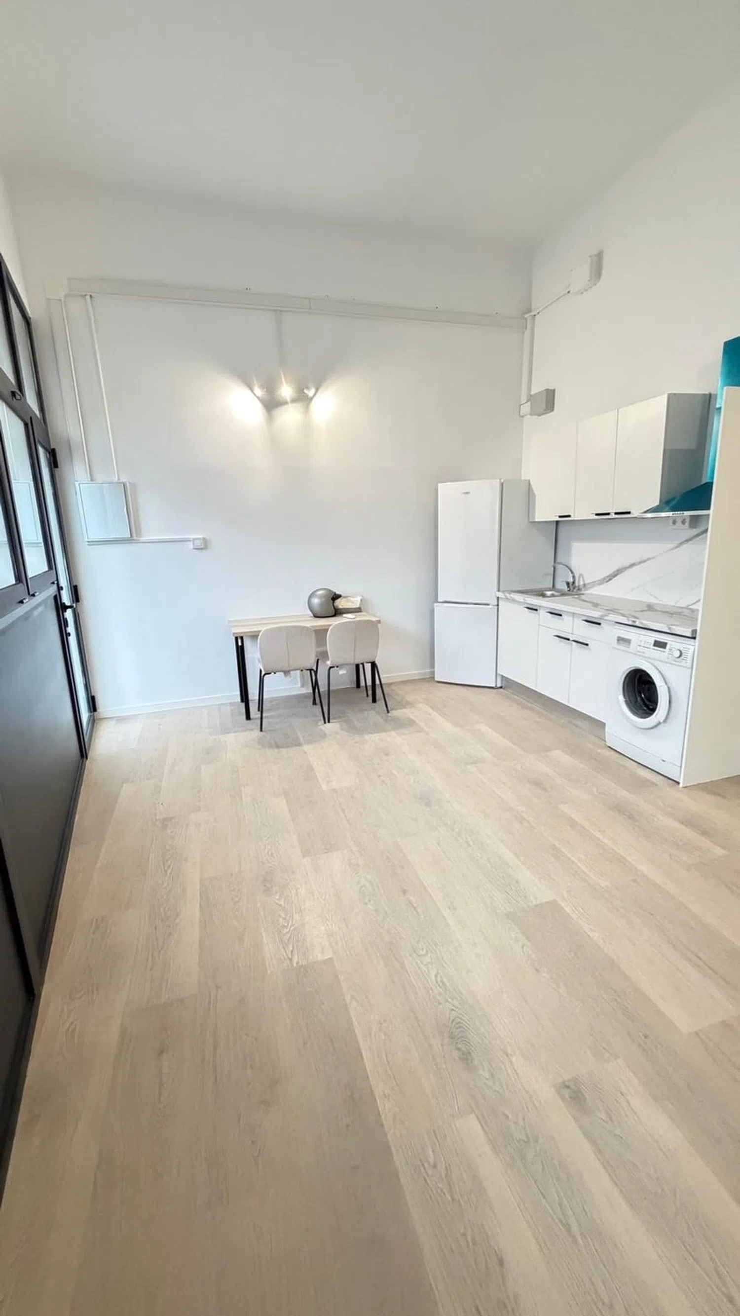 Estudio en calle de la Independència, 38 - Foto 9