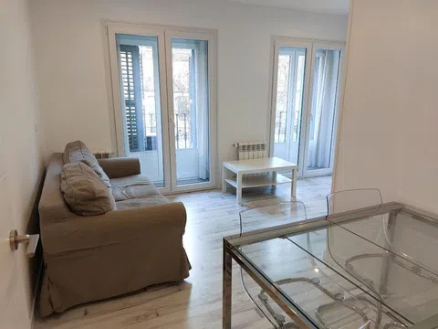 Piso en calle de Sagasta, 7