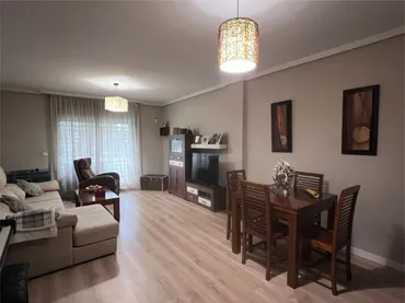 Piso en  Avenida de Joan Margarit 67 - Foto 4