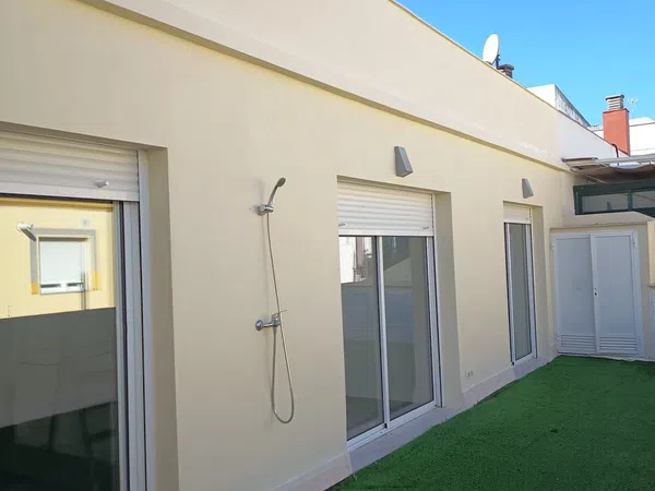 Piso en calle San Vicente, 80