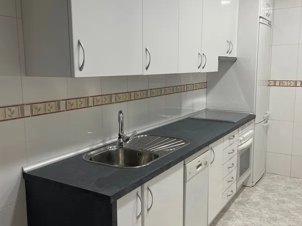 Piso en calle Río Jarama, 5 - Foto 1