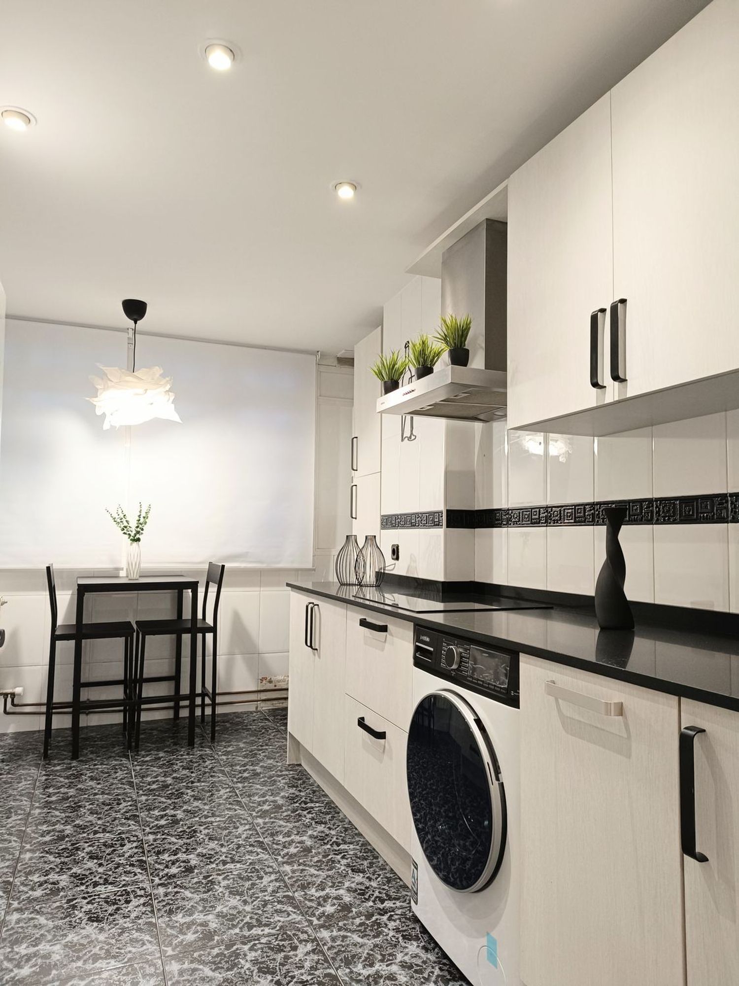 Piso en Gonzalo de Berceo, 4 - Foto 1