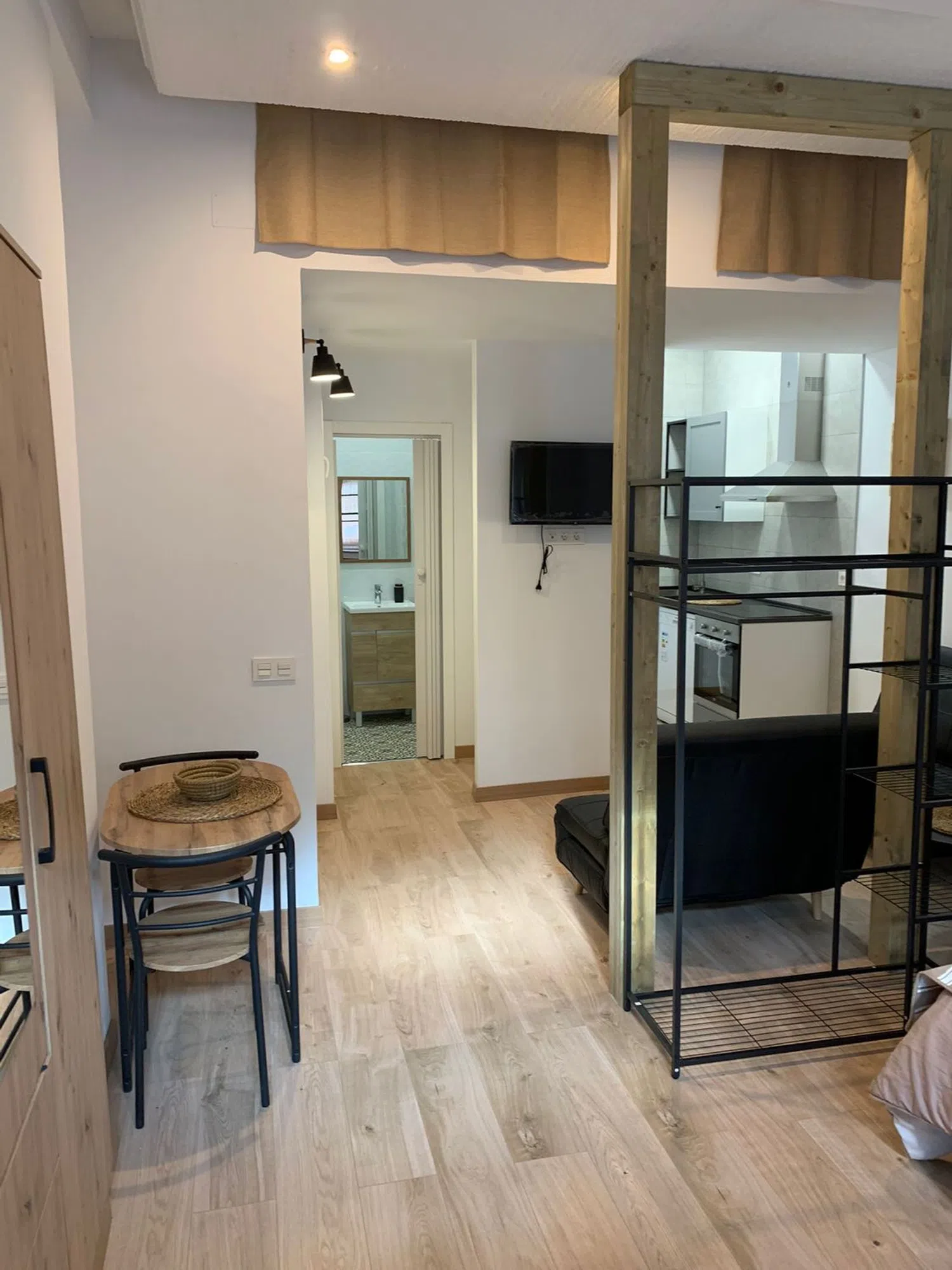 Estudio en calle de Melquíades Álvarez, 9 - Foto 4