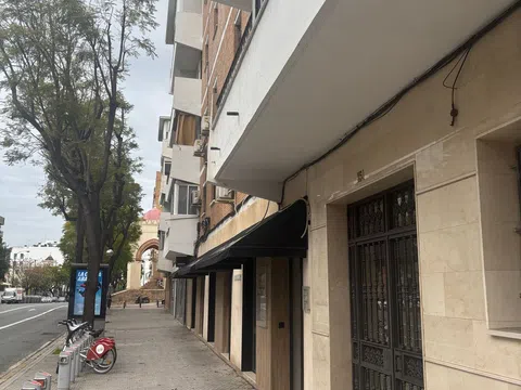 Piso en calle Luis Montoto, 151