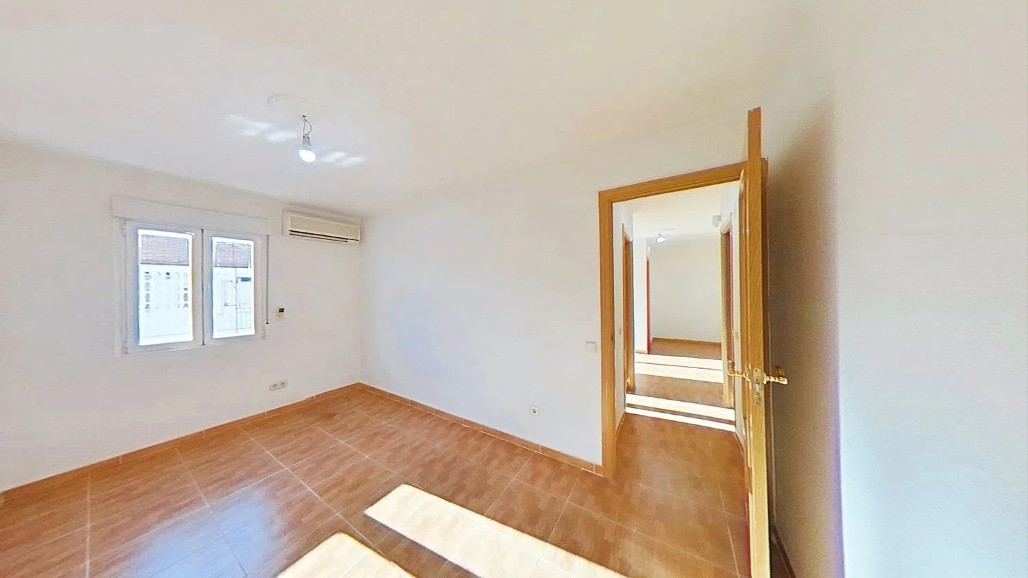 Piso en La Alhóndiga - Foto 18